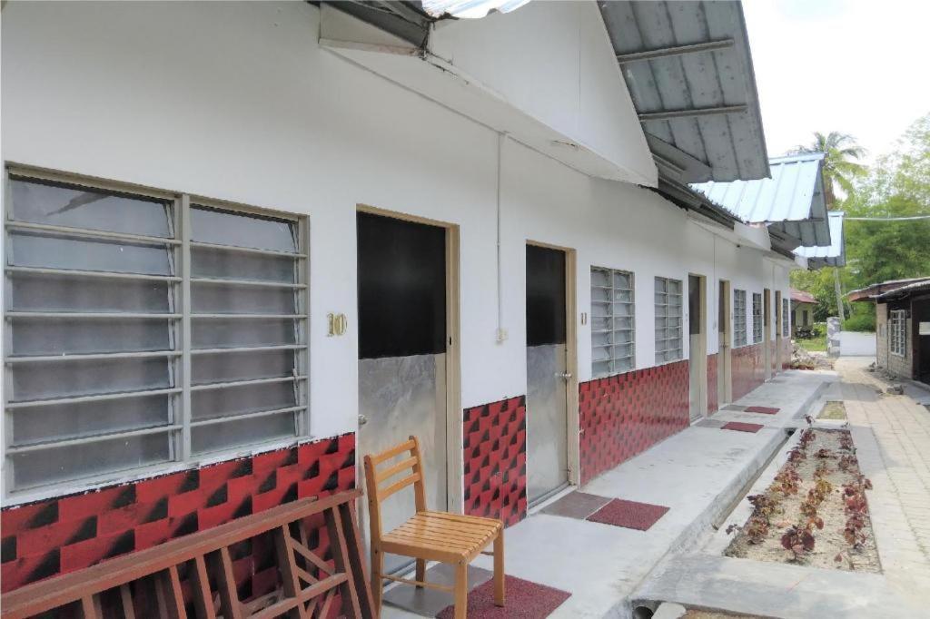 Oyo 90176 D'Cruz Sunrise Villa Pantai Cenang  Buitenkant foto
